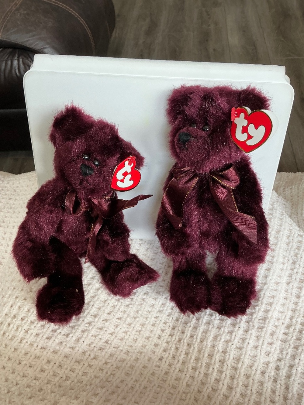 Beargundy - Ty Beanie Baby